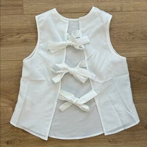 HALARA White Bow Detail Tank Top